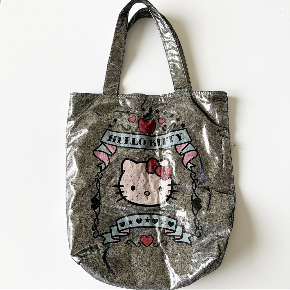 Sanrio Womens Apple Hearts Silver Metallic Hello Kitty Kawaii Silver Tote Bag